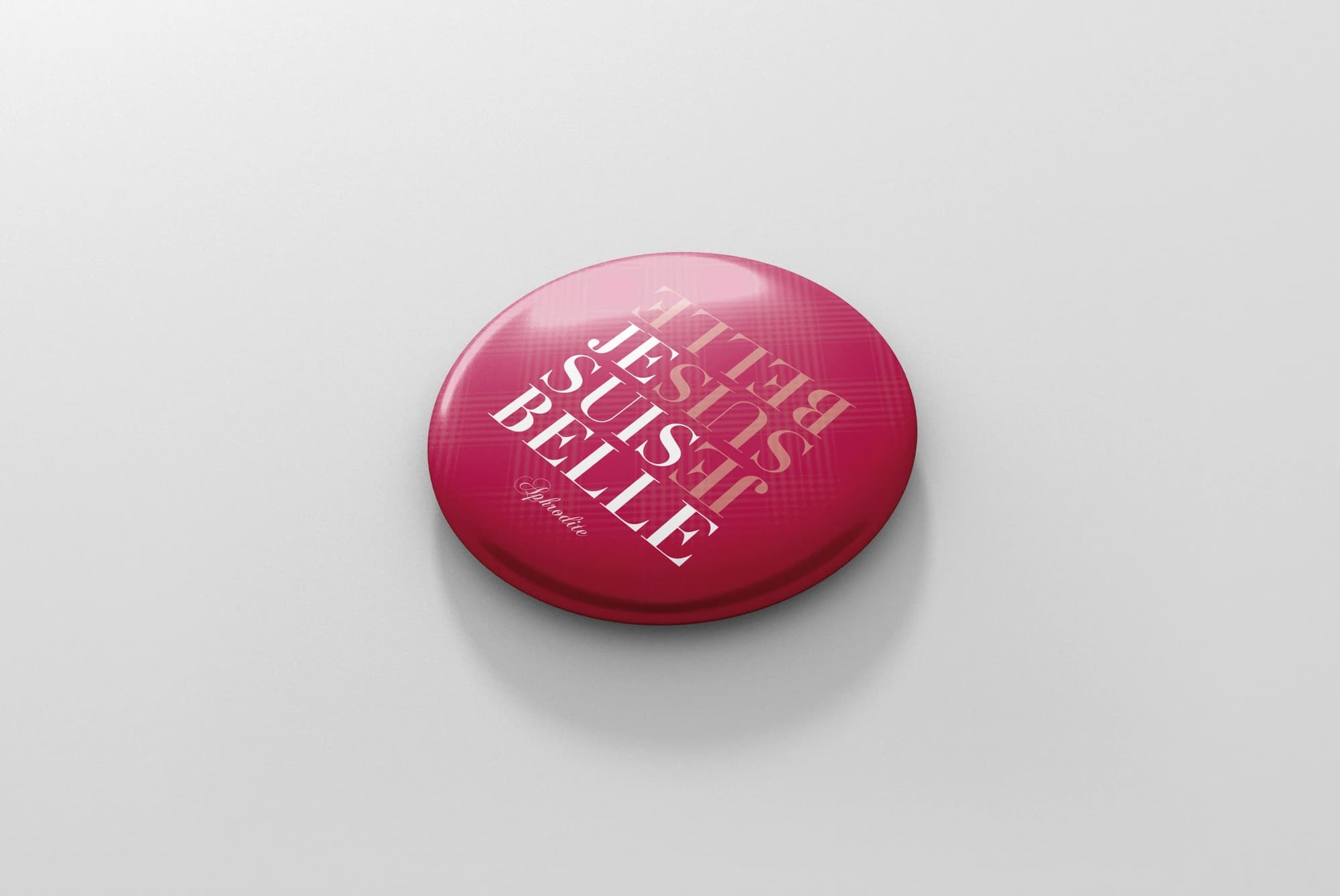 Badge Aphrodite Je suis belle, application originale